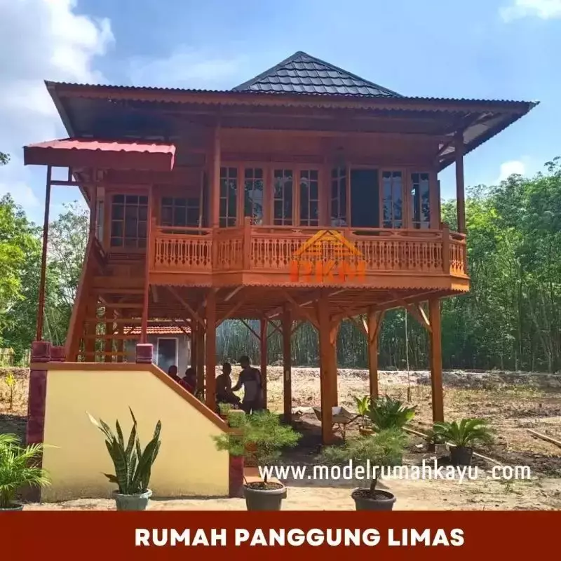 rumah kayu panggung limas